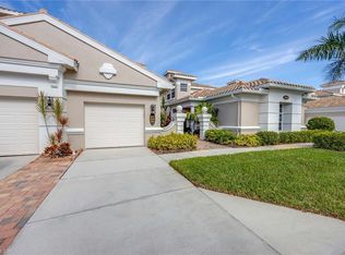 3985 Deer Crossing Ct APT 205, Naples, FL 34114
