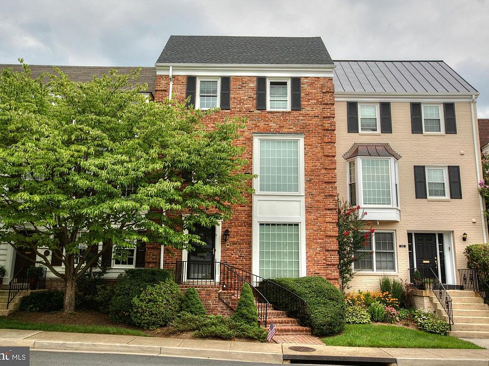1st image of 1121 Brentfield Dr