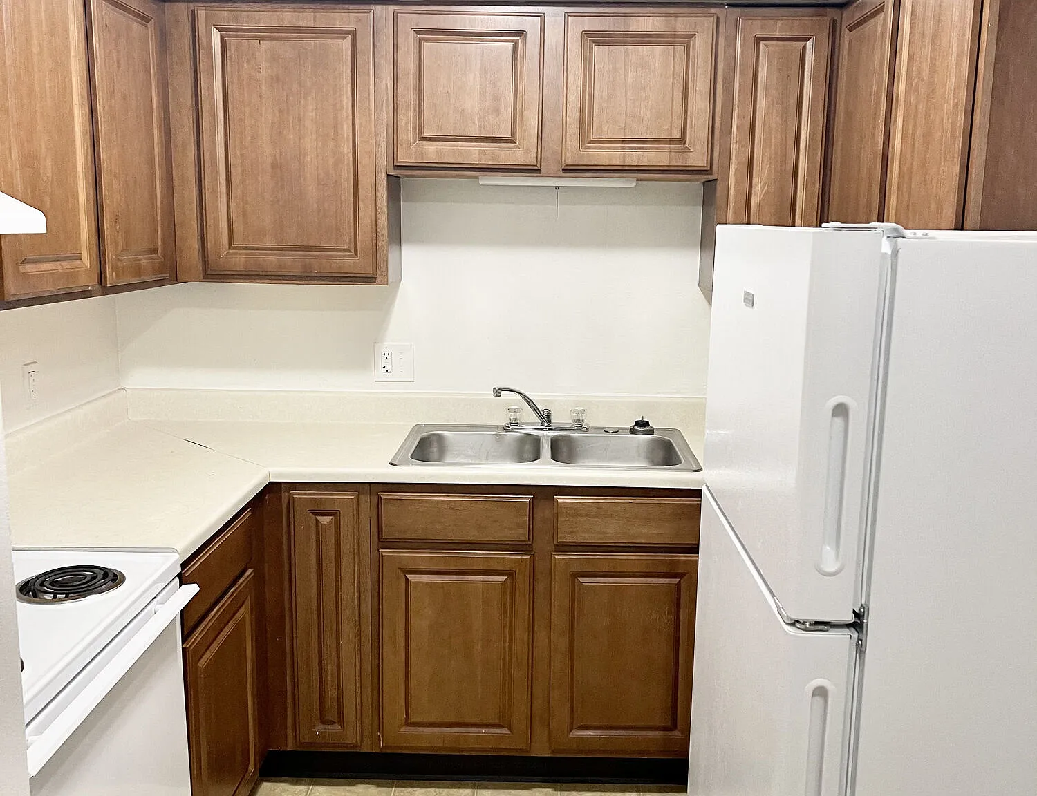 Scotchview Manor Apartments — Photo 4