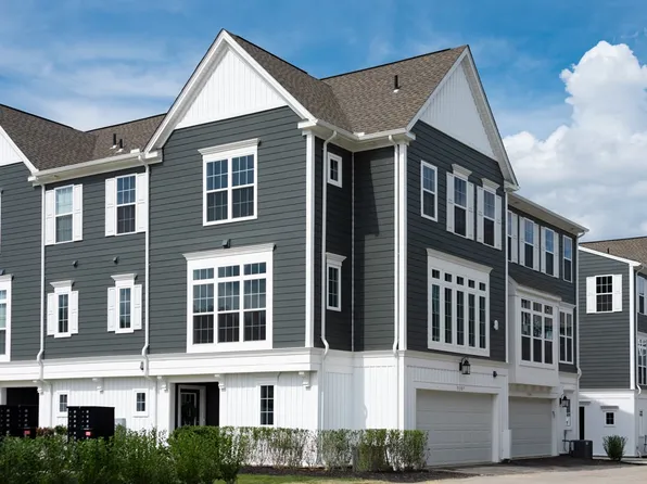 3021 Howell Dr, Bridgeville, PA 15017