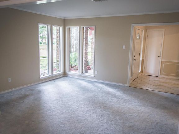 4th image of 15530 Baybrook Dr