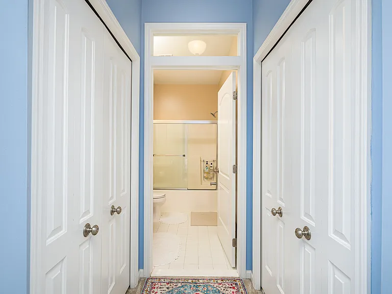 2906 N Knightsbridge Cir — Photo 22