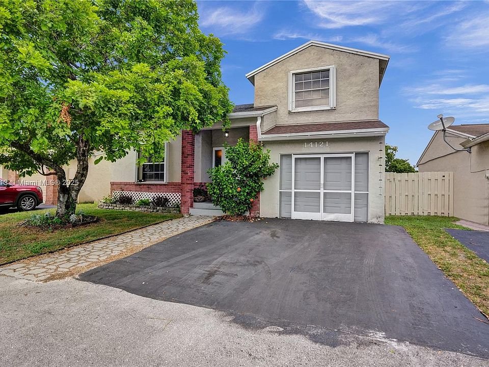 1st image of 14121 Langley Pl