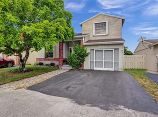 14121 Langley Pl, Davie, FL 33325