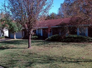 2108 Waynewood Dr, Picayune, MS 39466