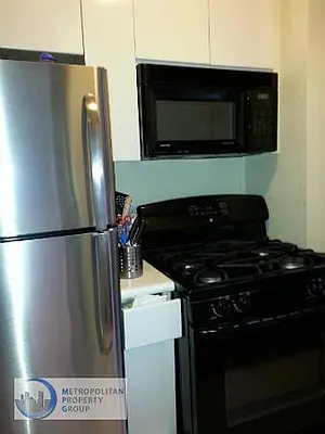 Rented by Metropolitan Property Group | media 26