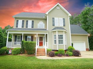 3724 Highland Creek Dr, Apex, NC 27539
