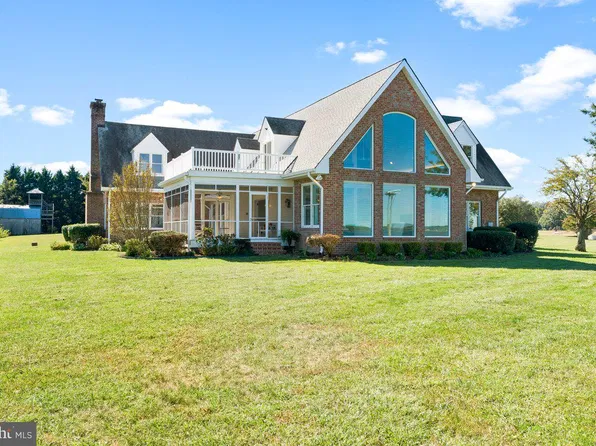 42642 Della Brook Ln, Mechanicsville, MD 20659