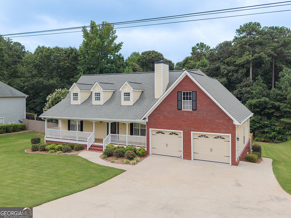 1st image of 5485 Twin Oak Dr