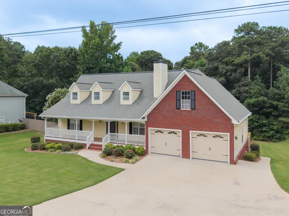 5485 Twin Oak Dr, Douglasville, GA 30135