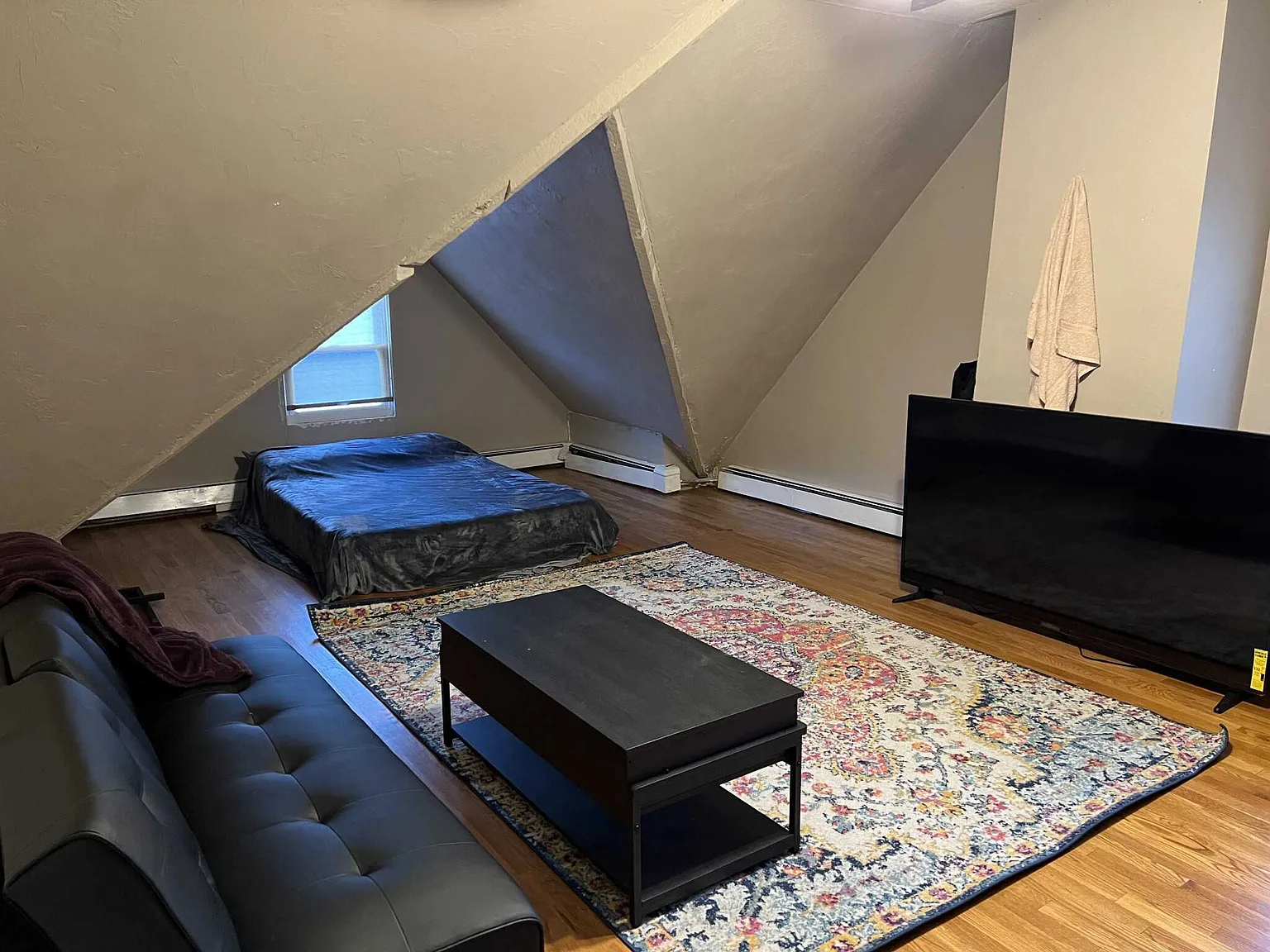 5 bed, $4,500 — Photo 4