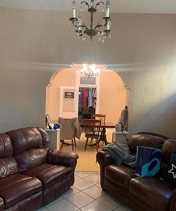 2nd image of 1117 N Ochoa St