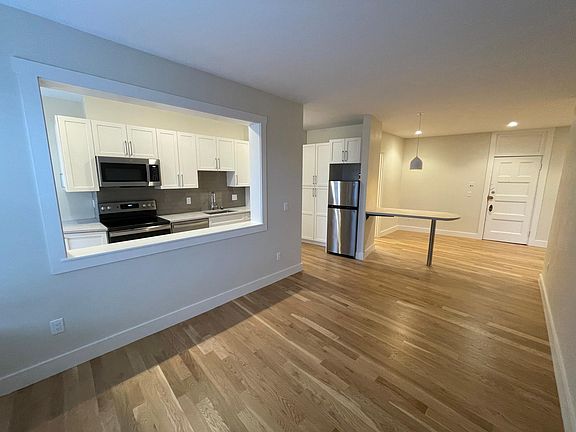 5th image of 11 Sewall Ave #314