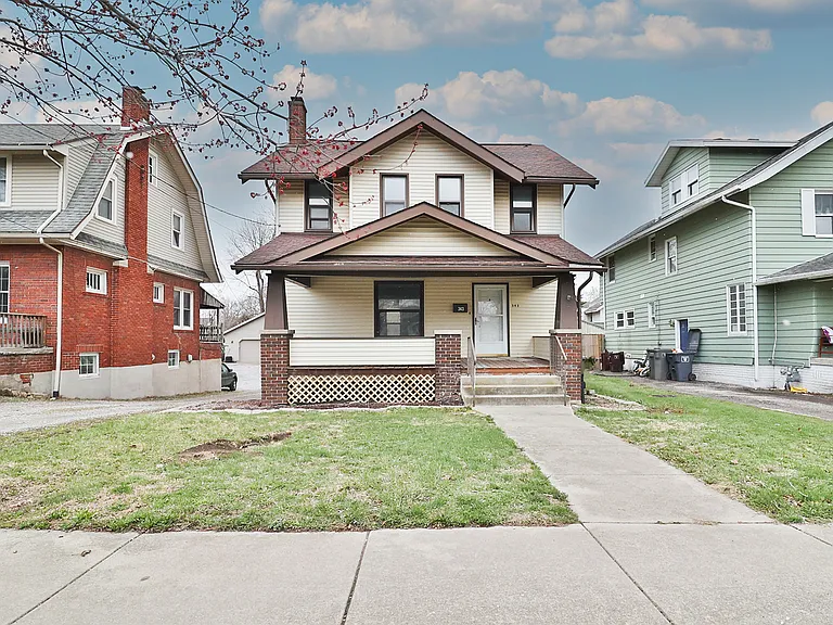 343 S Charles St — Photo 1