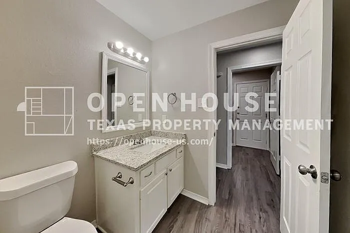 8307 Silver Lure Dr — Photo 17
