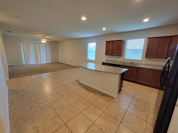 5th image of 3933 Baja Dr