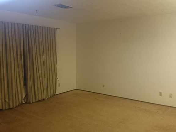 4th image of 10237 La Paz Dr NW