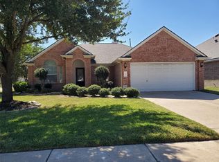 9303 Dewmont Ln, Houston, TX 77070