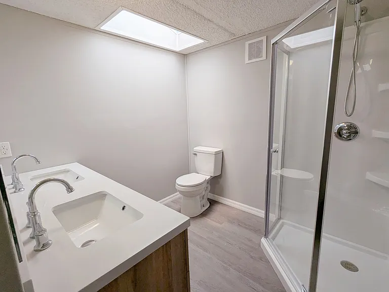 6543 Celeste Ln — Photo 5