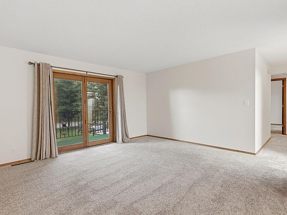 5th image of 3964 Fairway Hills Dr
