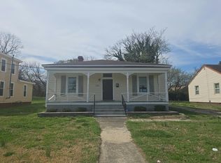 1118 Hilton Pl, Petersburg, VA 23803