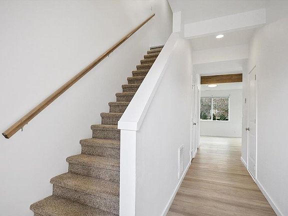 5th image of 10811 E Mission Ave #10813
