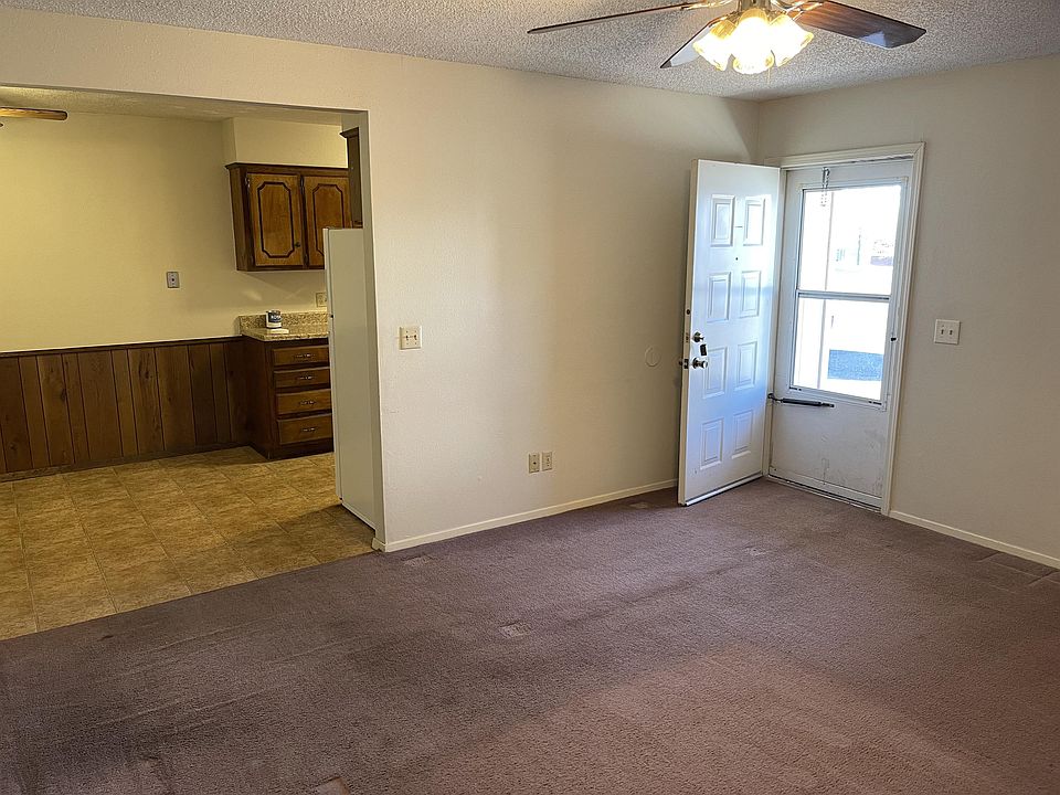 1st image of 2714 9th Ave #12