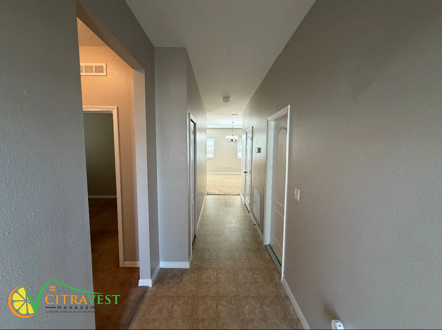 Haines City, Beautiful 3 Bedroom, 2 Bath! — Photo 2