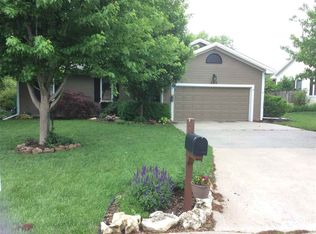 609 W 13th St, Newton, KS 67114