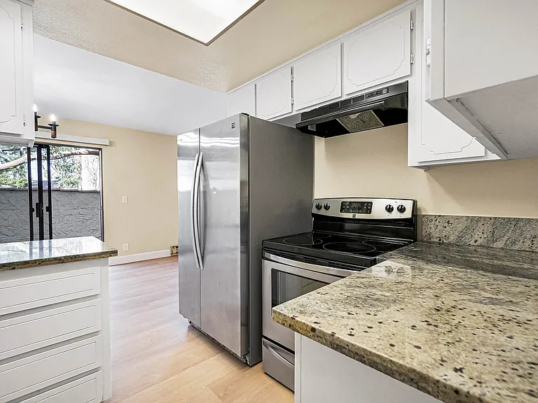 24054 La Paz Way — Photo 20