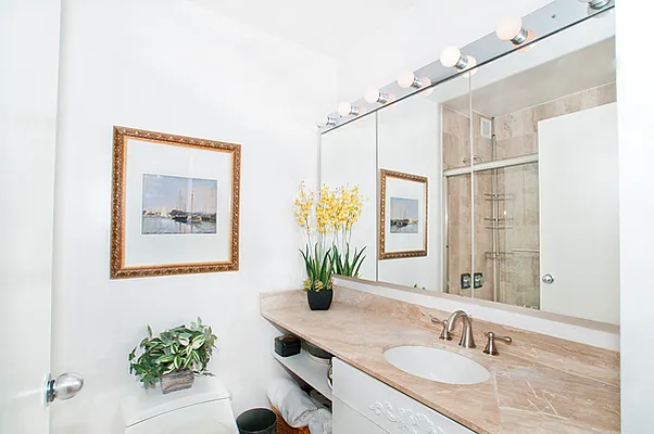 Rented by Sumitomo Real Estate Sales | media 25