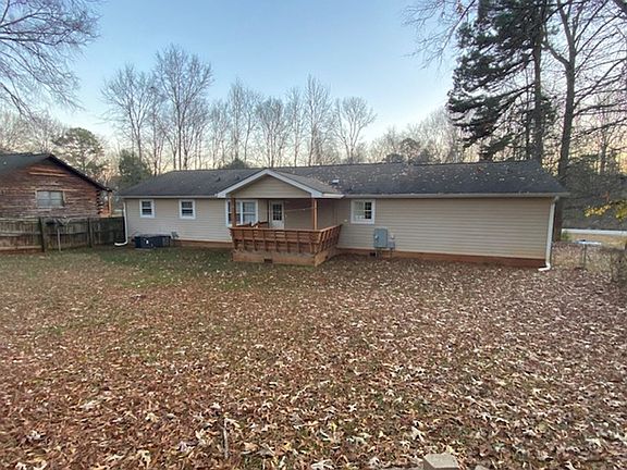 2nd image of 6523 Pamela St