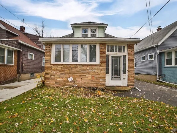27 Hartwell Rd, Buffalo, NY 14216