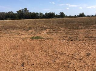9700 Emery Ln, Mustang, OK 73064