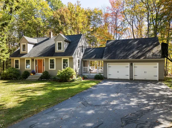 12 Richard Road, Gorham, ME 04038