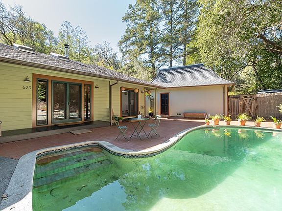 2nd image of 629 Cascade Dr