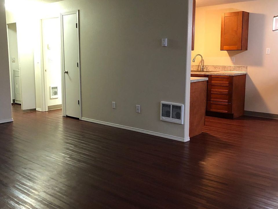 1st image of 1020 Parkcrest Ave #A5