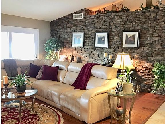 3rd image of 23915 S Sunvista Dr