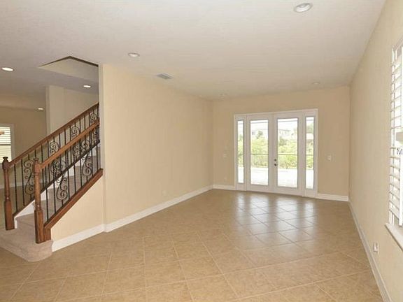 2nd image of 10479 Henbury St
