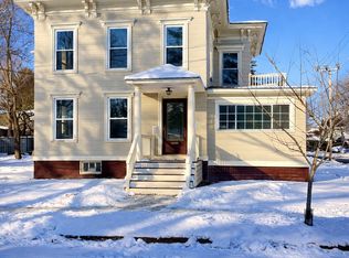 56 Phillips Pl #1, Northampton, MA 01060