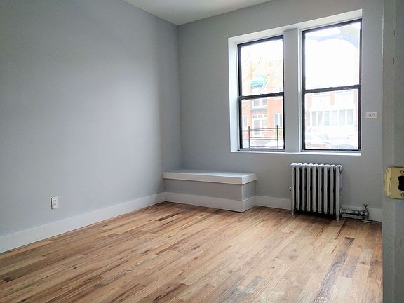 5th image of 906 Avenue S APT A2
