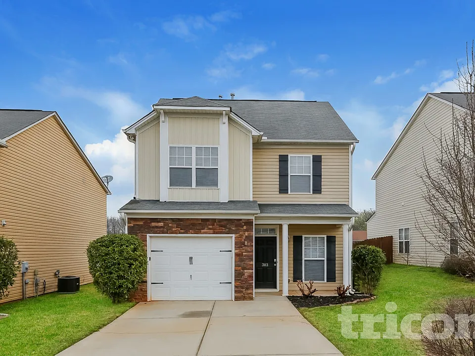 303 Stonewood Crossing Dr