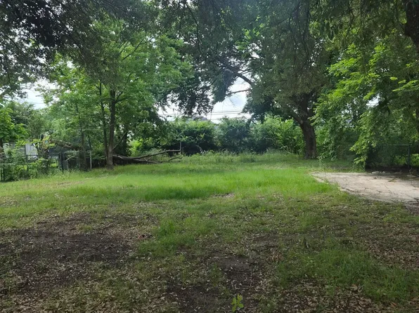 3507 Briscoe St, Greenville, TX 75401