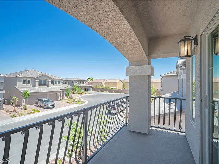 7721 Weekes Ct — Photo 17