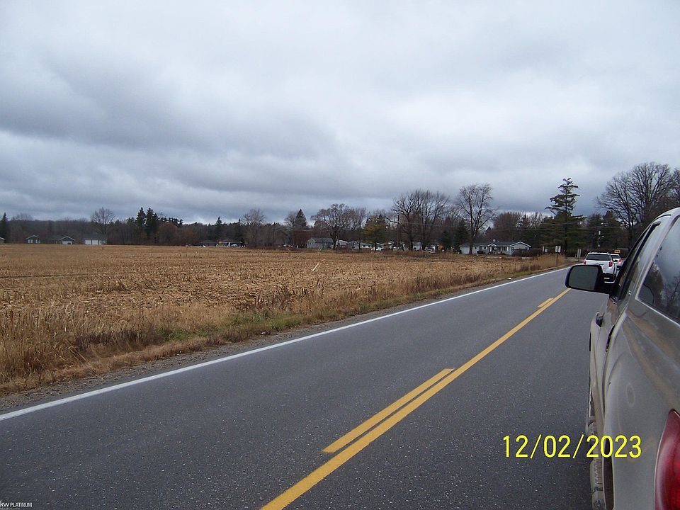 2nd image of 5614 Atkins Rd