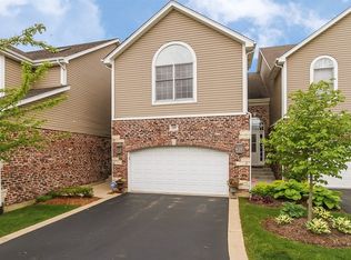 1294 S Falcon Dr #0, Palatine, IL 60067
