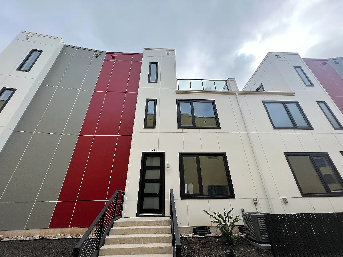 Building Photo - 1118 Nova St