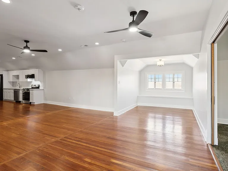 Must See, Experience Modern Luxury in a Beautifully Restored Historic Gem- 2 Bd /2 Ba — Photo 14