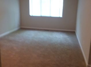 8140 Page Ave APT A3, Saint Louis, MO 63130