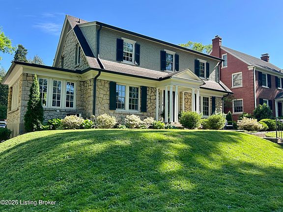 2nd image of 2306 Woodford Pl